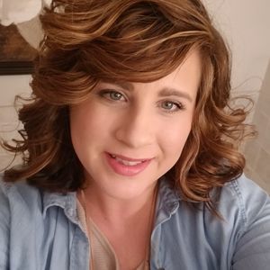 Meet your Posher, Brittney